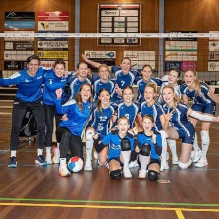 Dinto verliest in Utrecht en eindigt als tweede in de poule